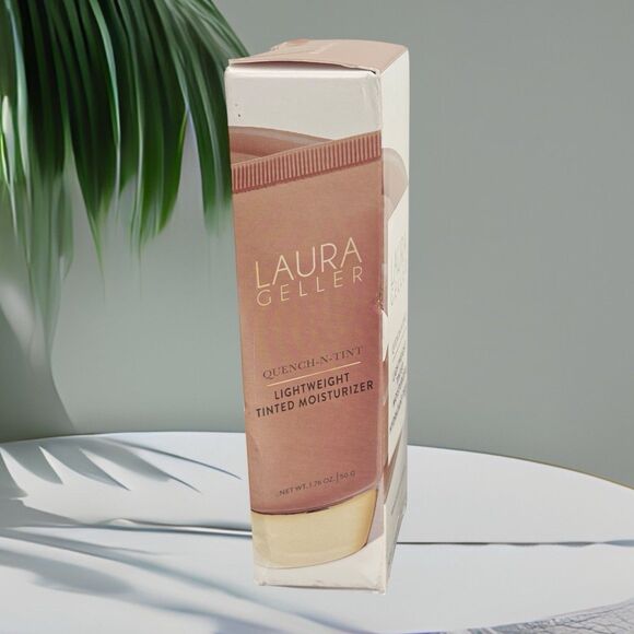 Laura Geller ~Quench N Tint Lightweight Moisturizer 1.76 oz 50 g Medium Deep New - Picture 4 of 8